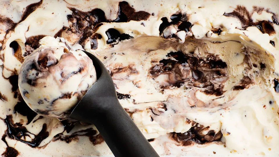 Chocolate and Vanilla Ice Cream