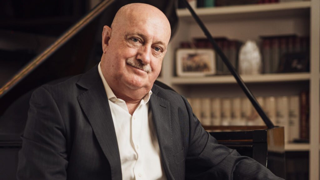 Dott. Lozio: Expertise, Impact, and Services